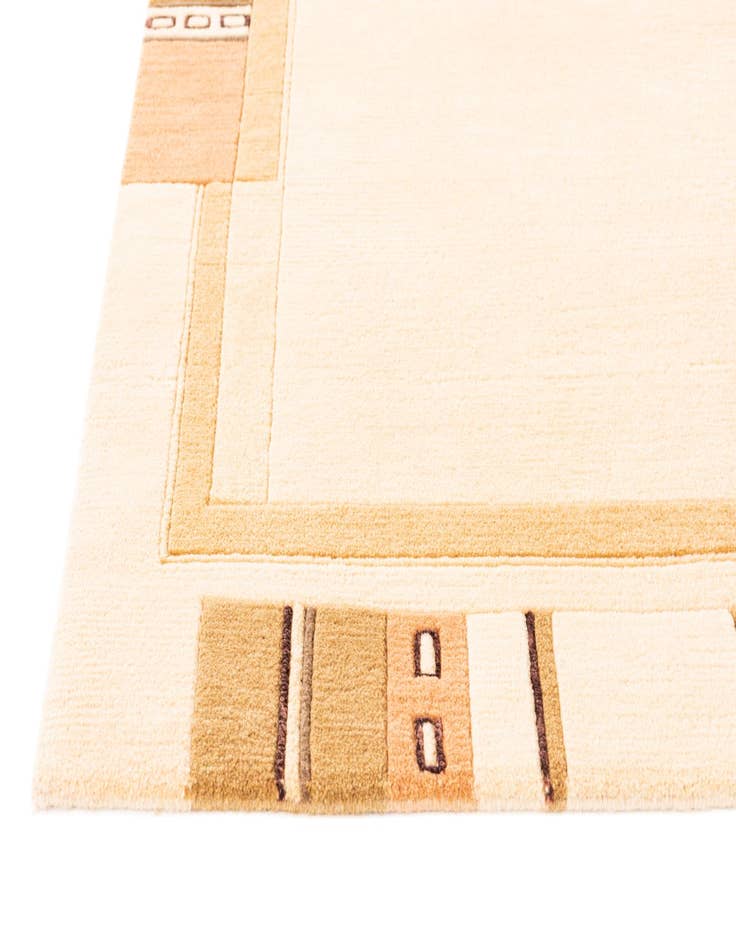 Detail image of 4' x 6' Hand Knotted Nepal Wool Rug