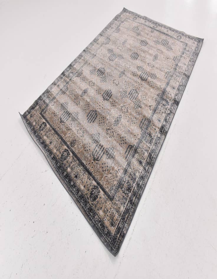 Detail image of 5' x 7' 6 New Vintage Rug