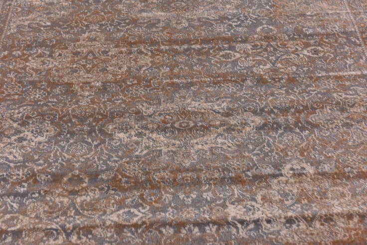 Detail image of 5' x 7' 6 New Vintage Rug