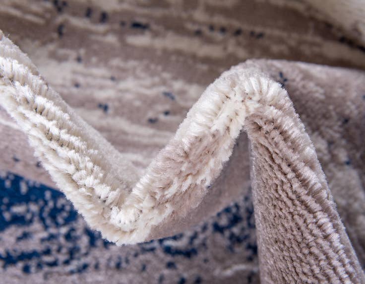 Detail image of 8' x 10' Open Hearts Rug