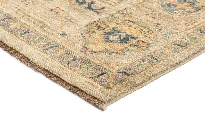 8' x 10' 7 Hand Knotted Oushak Rug