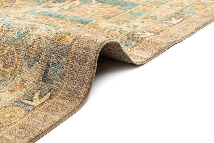 Detail image of 16' 11 x 22' 10 Oushak Rug