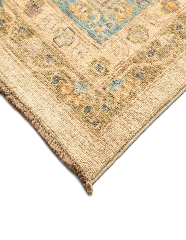 Detail image of 16' 2 x 22' 10 Oushak Rug