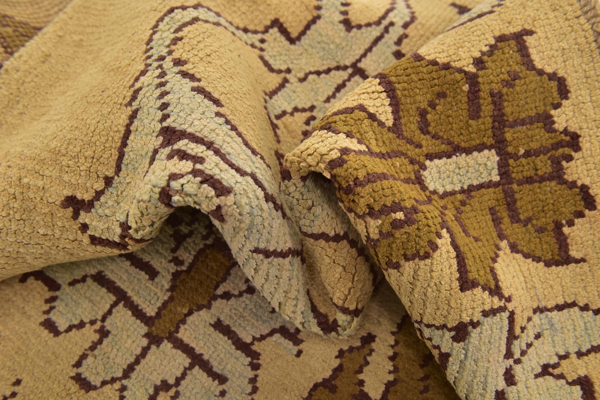 4' 5 x 6' 6 Hand Knotted Oushak Wool Rug