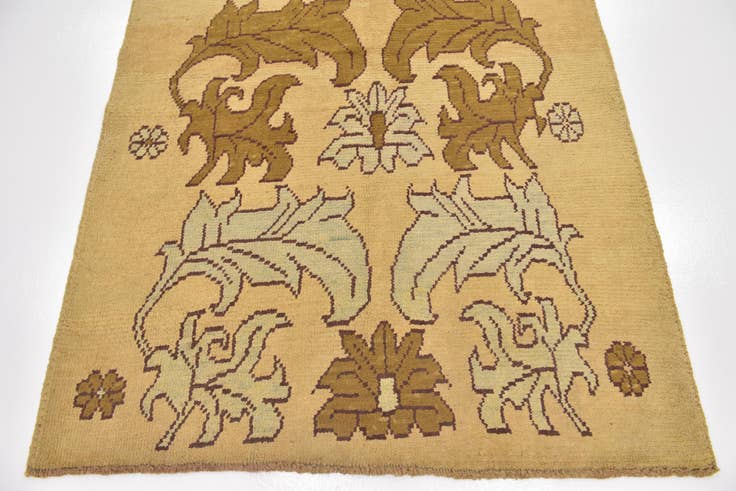 Detail image of 4' 5 x 6' 6 Hand Knotted Oushak Wool Rug