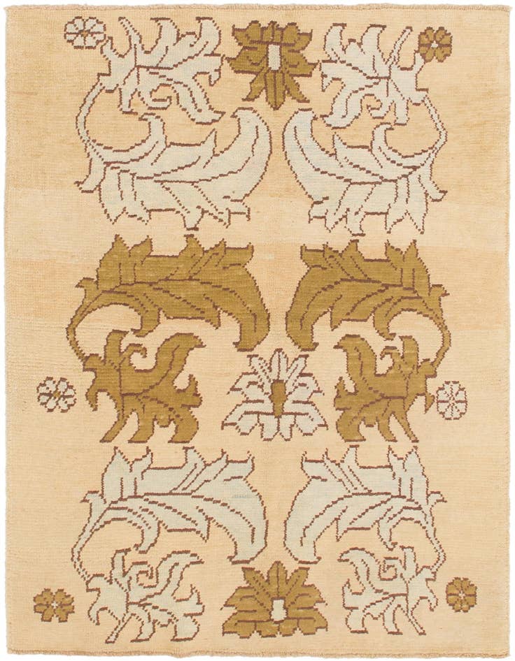 Detail image of 4' 5 x 6' 6 Hand Knotted Oushak Wool Rug