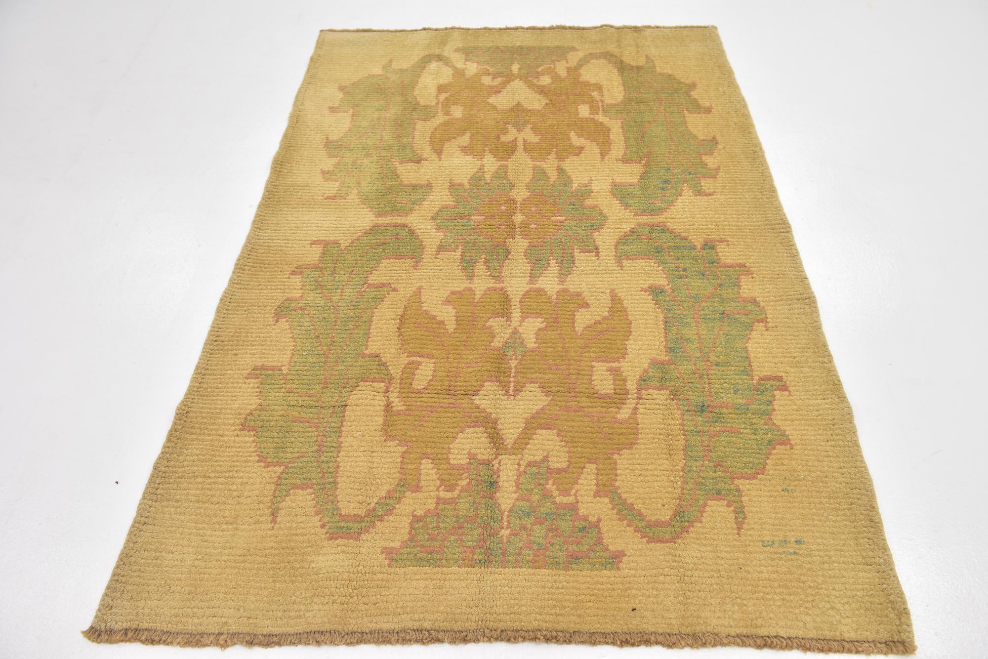 4' 4 x 6' 5 Hand Knotted Oushak Wool Rug