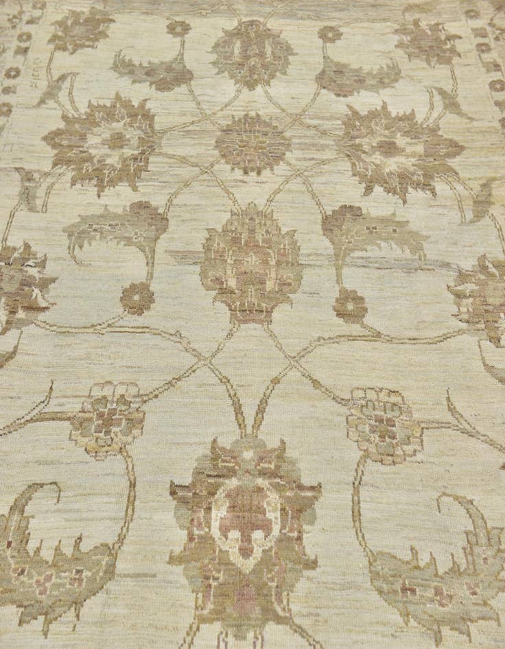 Detail image of 11' 5 x 16' 2 Hand Knotted Oushak Wool Rug
