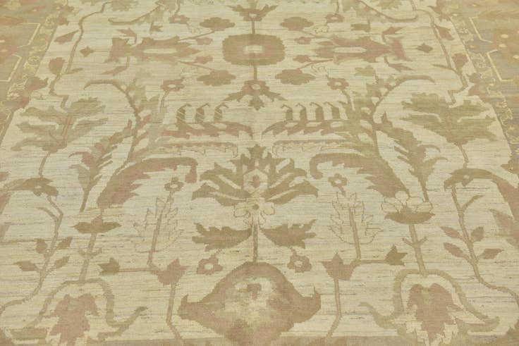 Detail image of 11' 7 x 15' 9 Hand Knotted Oushak Wool Rug