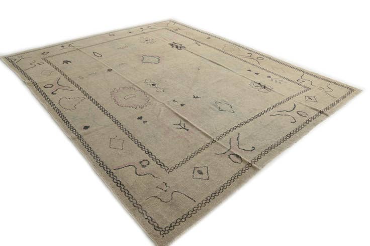 Detail image of 9' 5 x 11' 5 Hand Knotted Oushak Wool Rug