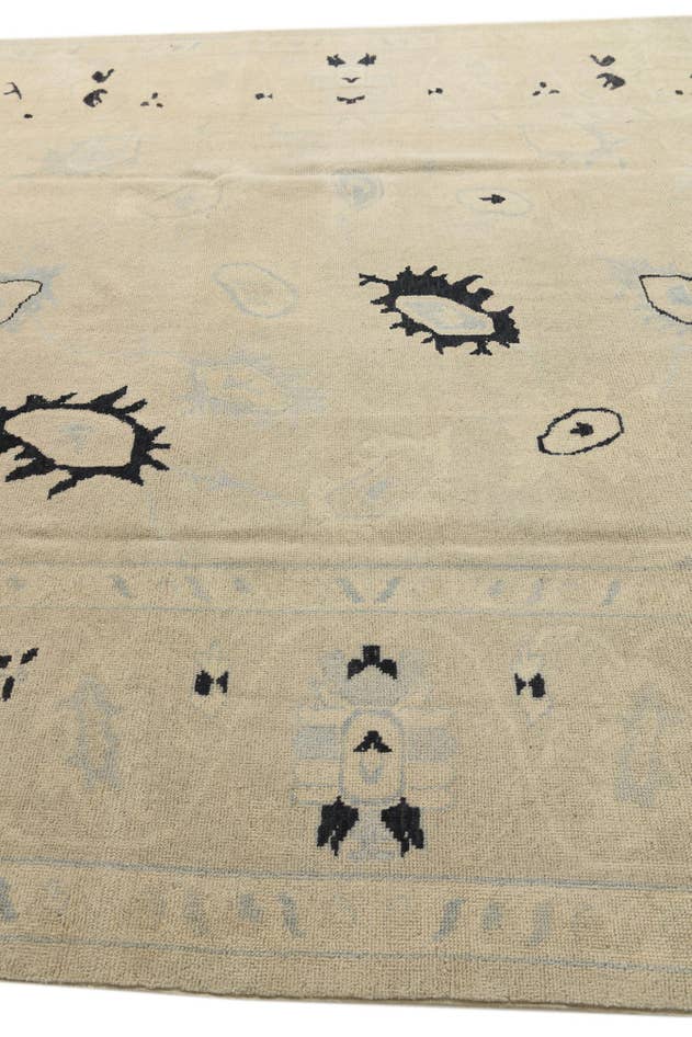Detail image of 8' 10 x 12' Hand Knotted Oushak Wool Rug