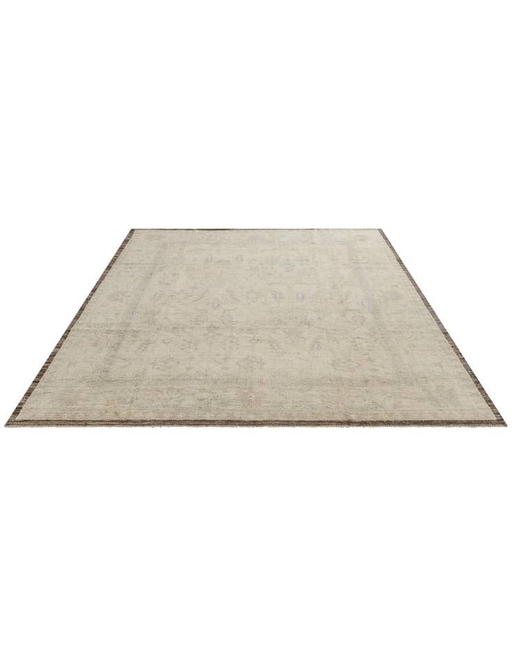 Detail image of 8' 4 x 9' 10 Hand Knotted Oushak Wool Rug