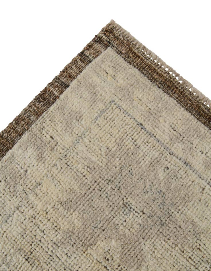 Detail image of 8' 4 x 9' 10 Hand Knotted Oushak Wool Rug