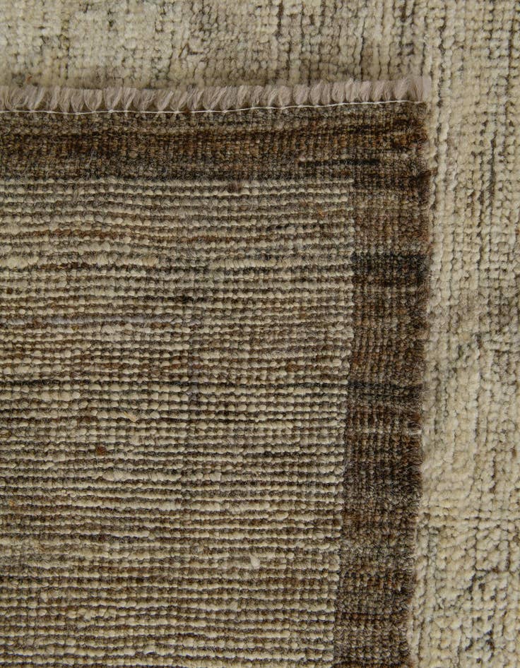Detail image of 8' 4 x 9' 10 Hand Knotted Oushak Wool Rug