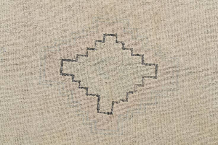 Detail image of 9' x 11' 7 Hand Knotted Oushak Wool Rug