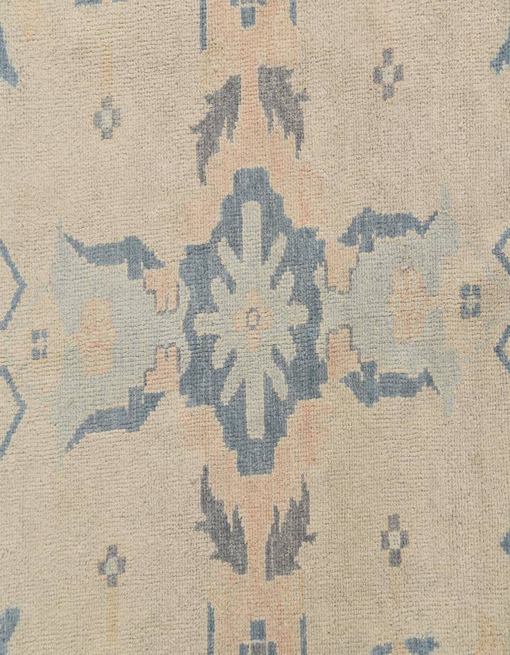 Detail image of 9' 2 x 11' 4 Hand Knotted Oushak Wool Rug