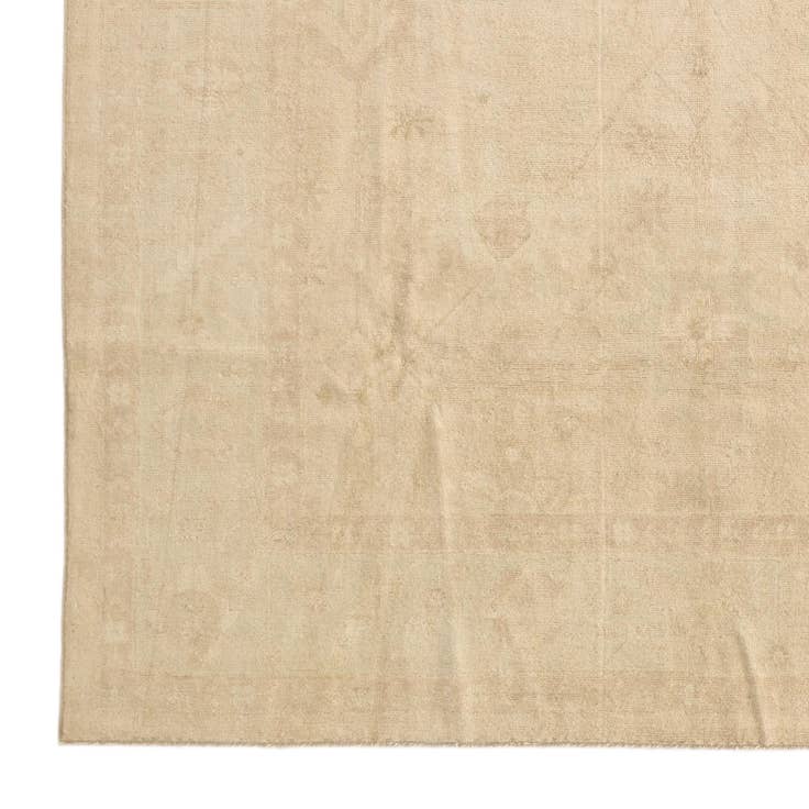Detail image of 8' 4 x 9' 9 Hand Knotted Oushak Wool Rug