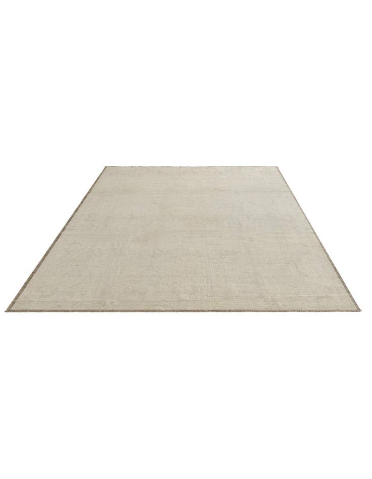 Detail image of 8' 4 x 10' 11 Hand Knotted Oushak Wool Rug