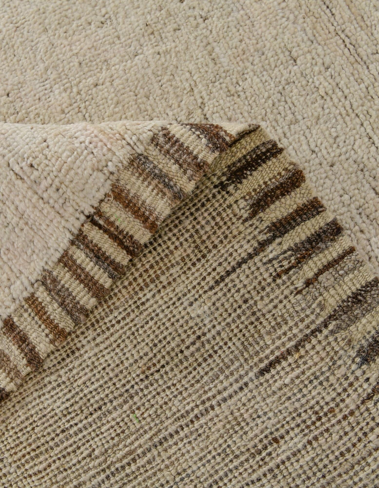 8' 5 x 10' 8 Hand Knotted Oushak Wool Rug