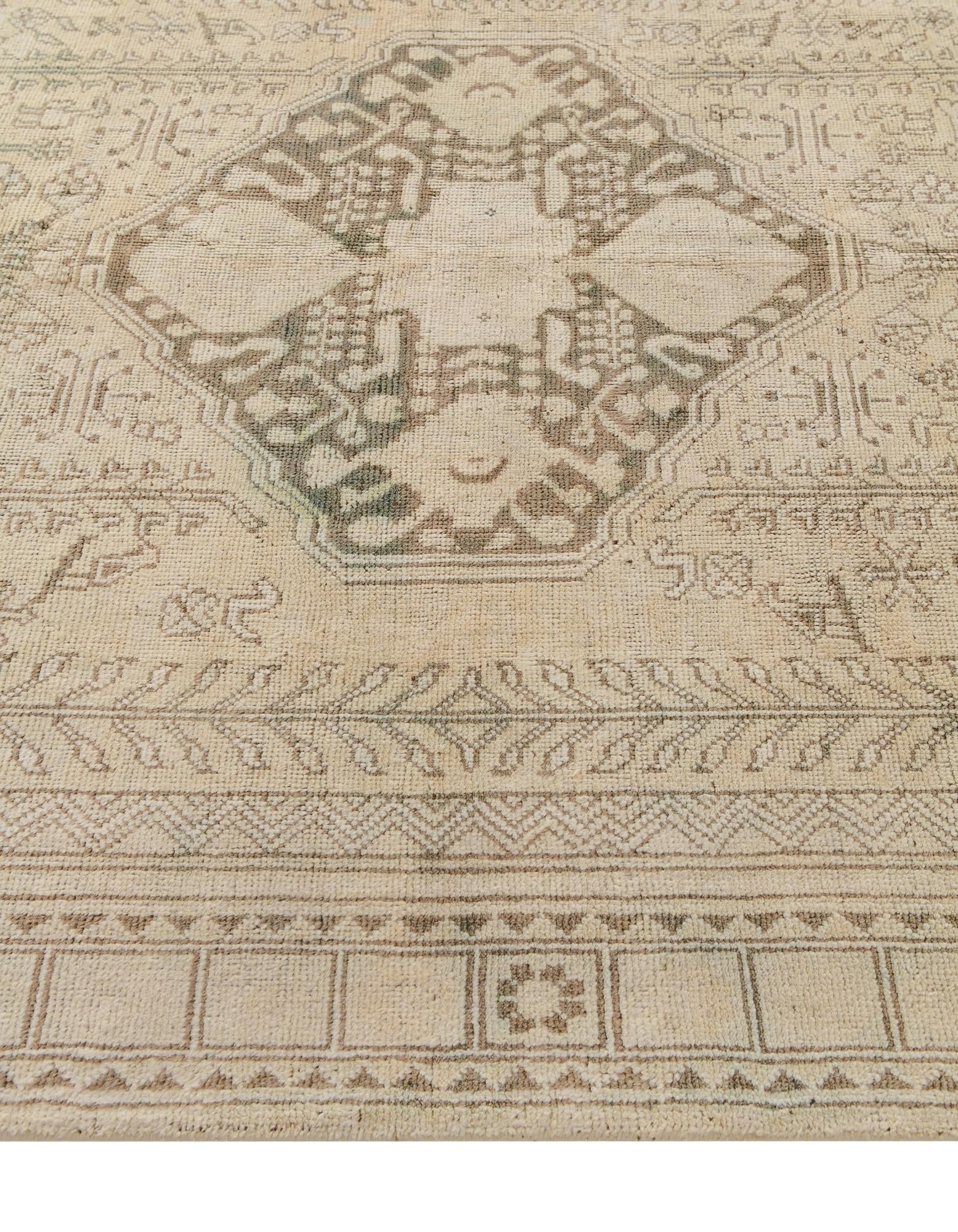 6' 11 x 9' 8 Oushak Wool Rug