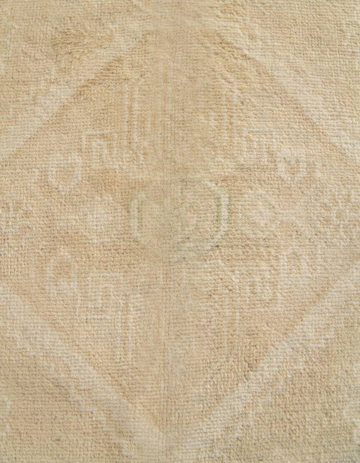 Detail image of 6' 8 x 9' 7 Hand Knotted Oushak Wool Rug