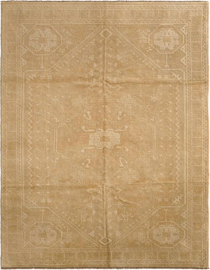 Detail image of 6' 6 x 9' 8 Hand Knotted Oushak Wool Rug