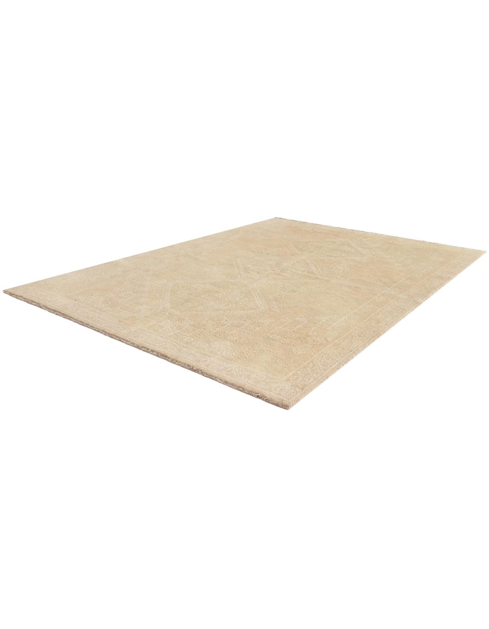 5' 5 x 7' 5 Hand Knotted Oushak Wool Rug