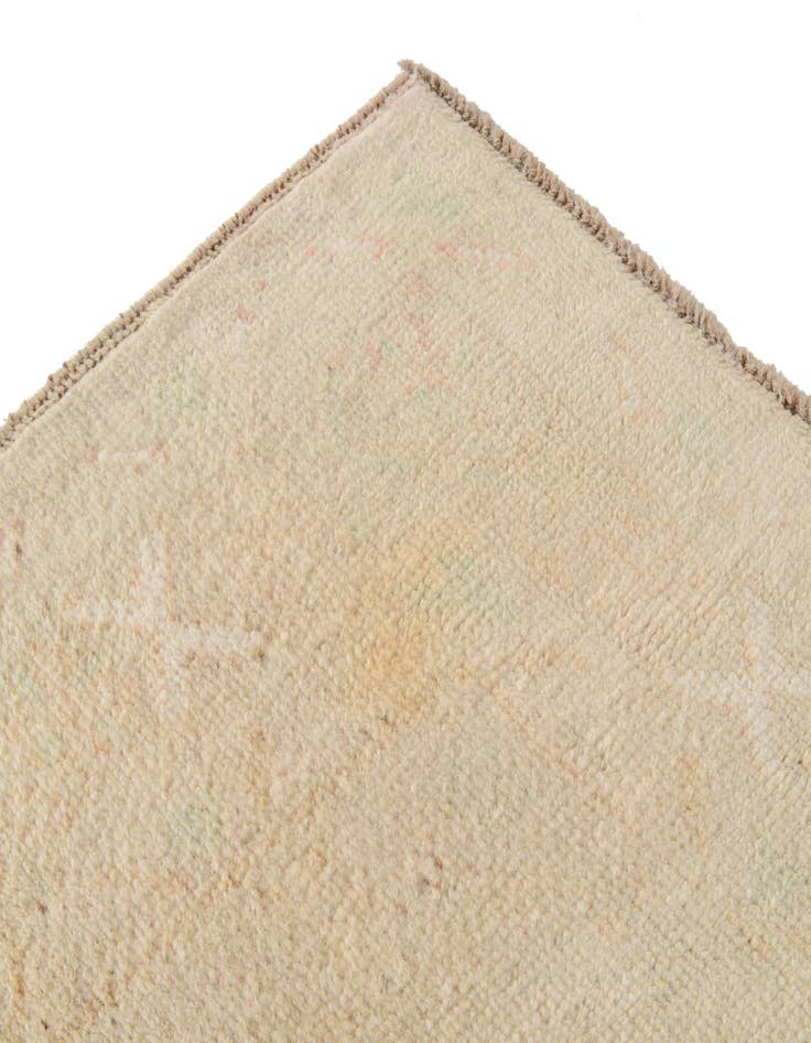Detail image of 6' 5 x 9' 7 Hand Knotted Oushak Wool Rug