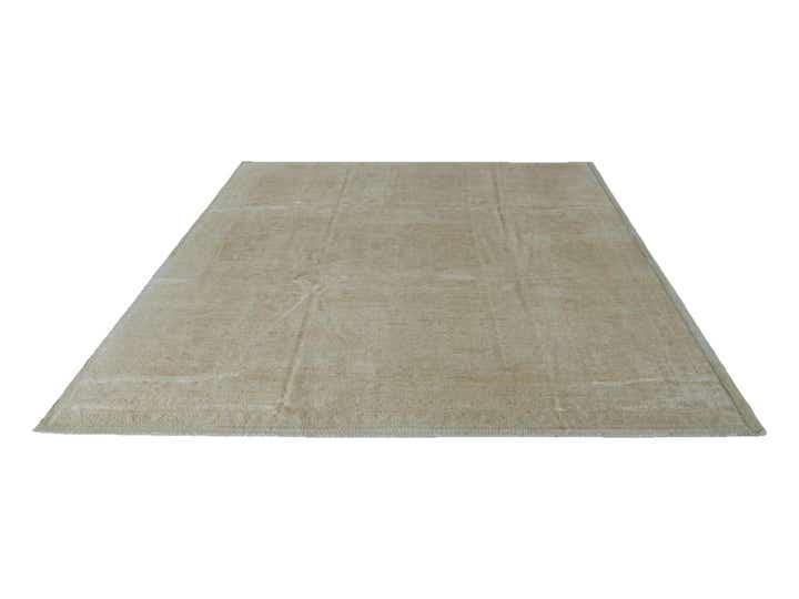 9' 5 x 12' 4 Hand Knotted Oushak Wool Rug