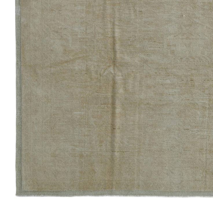 Detail image of 9' 5 x 12' 4 Hand Knotted Oushak Wool Rug