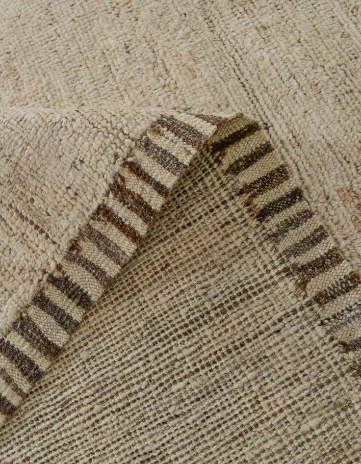Detail image of 8' 4 x 9' 9 Hand Knotted Oushak Wool Rug