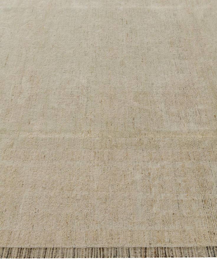 Detail image of 8' 4 x 9' 11 Hand Knotted Oushak Wool Rug