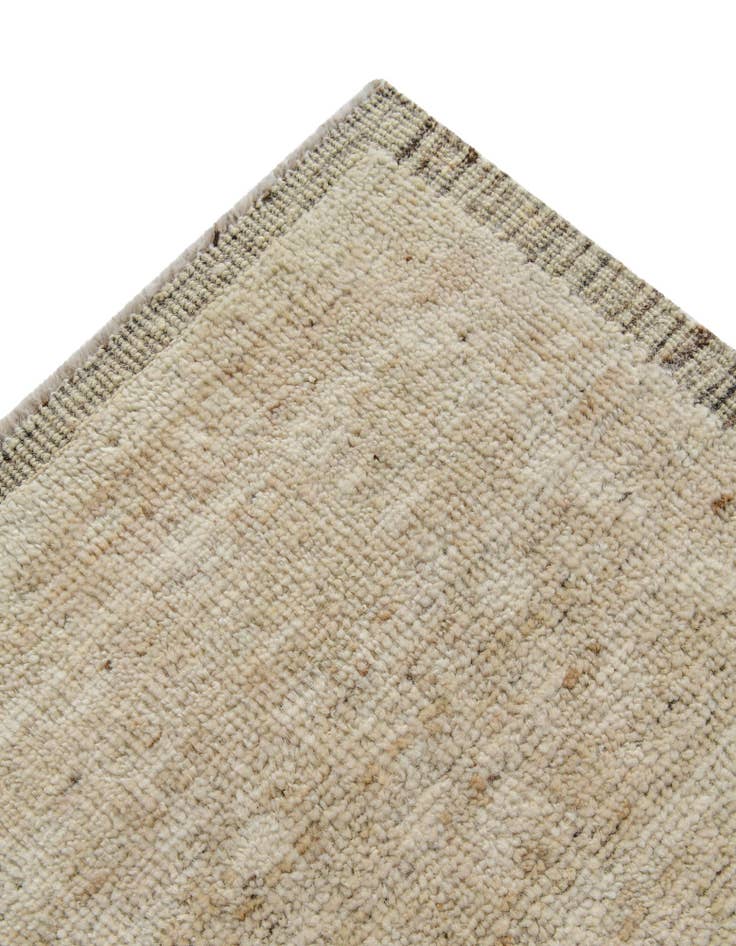 Detail image of 8' 4 x 9' 11 Hand Knotted Oushak Wool Rug