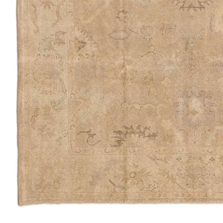 8' 1 x 9' 8 Hand Knotted Oushak Wool Rug