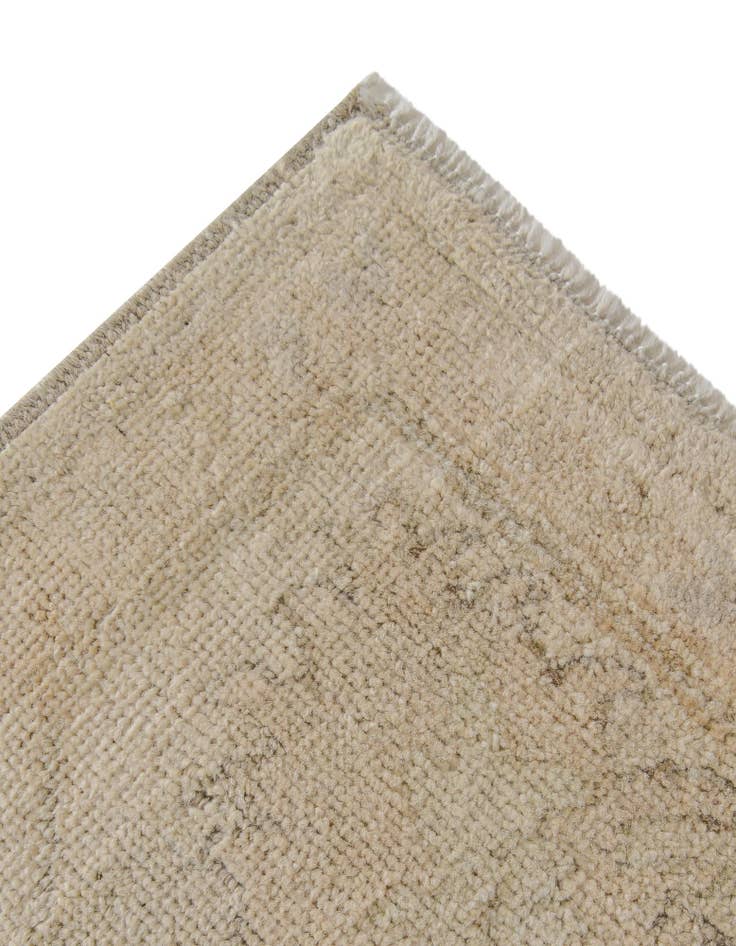 Detail image of 8' 1 x 9' 8 Hand Knotted Oushak Wool Rug