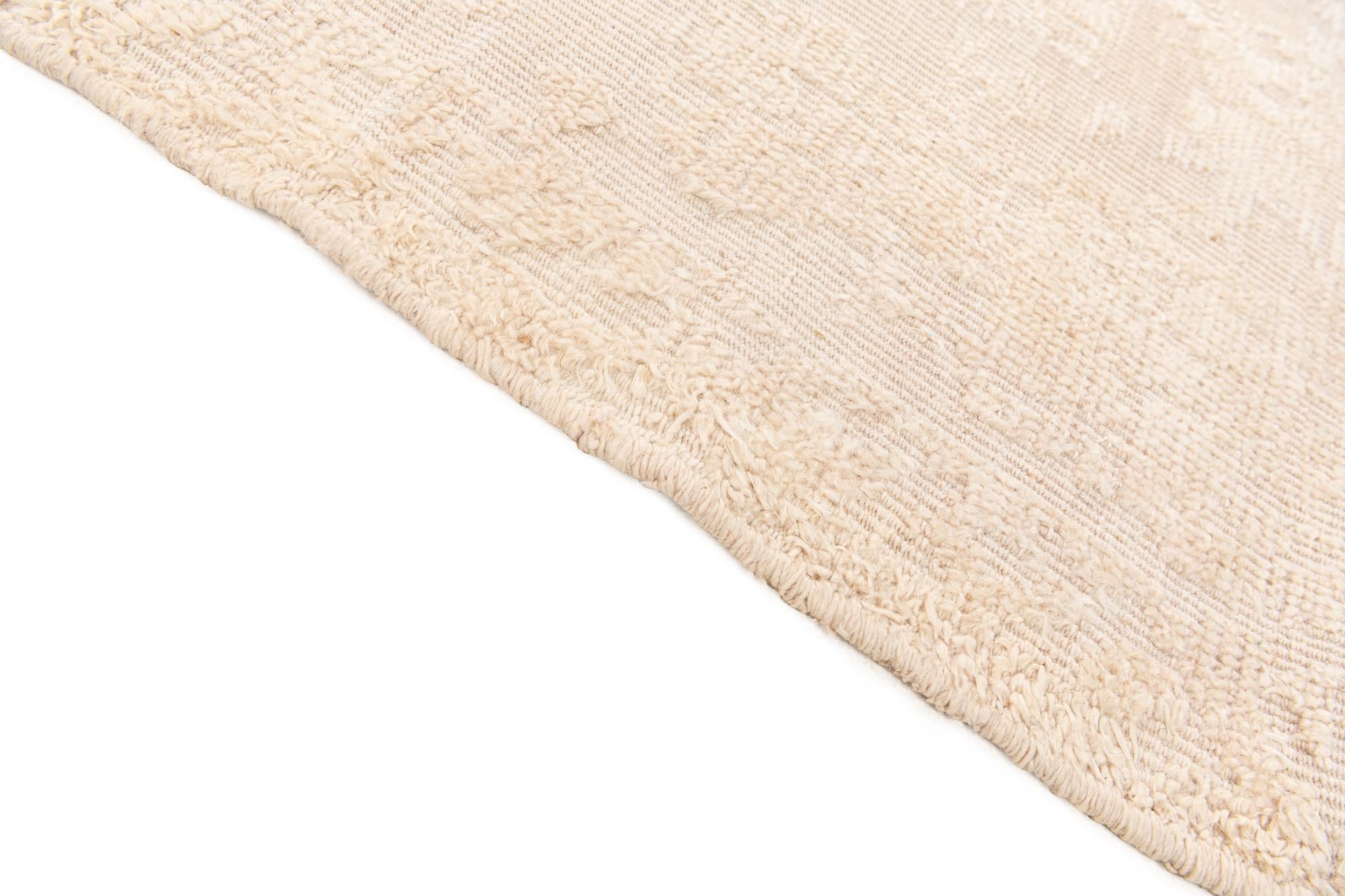 8' x 10' 3 Hand Knotted Oushak Wool Rug
