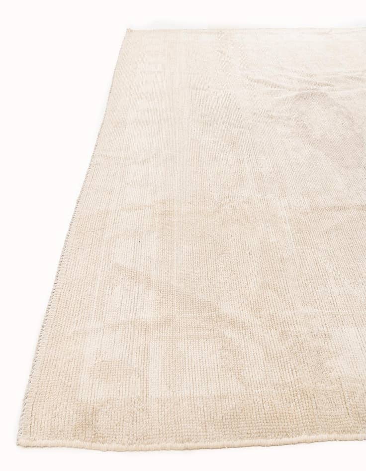 Detail image of 8' 9 x 9' 9 Hand Knotted Oushak Wool Rug