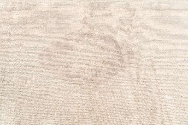 8' 9 x 9' 9 Hand Knotted Oushak Wool Rug