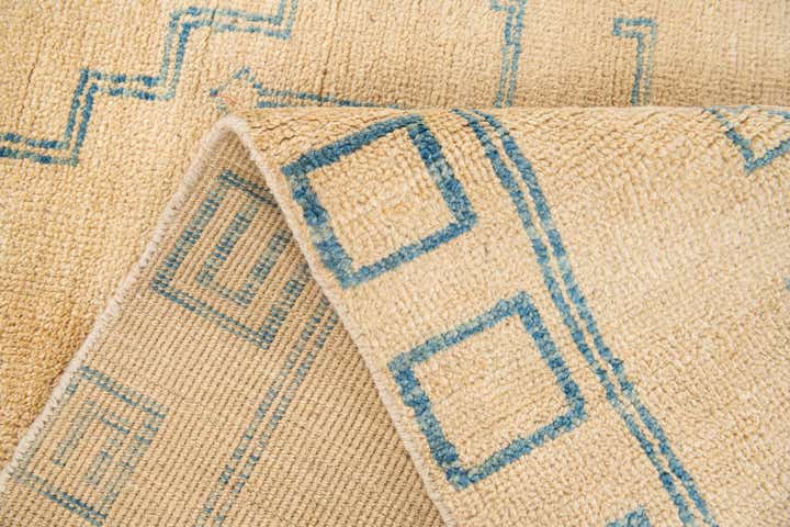 5' 5 x 8' Hand Knotted Oushak Wool Rug