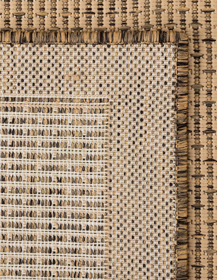 Detail image of 5' 3 x 8'  Washable Border Indoor / Outdoor Rug