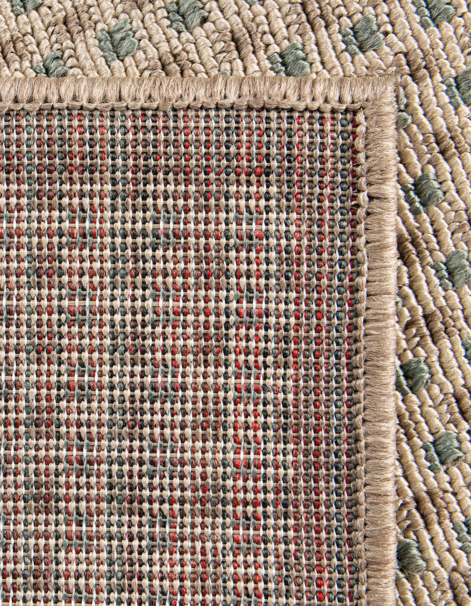 6' x 9' Easy-Clean Border Indoor / Outdoor Rug