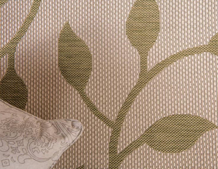Detail image of 5' 3 x 8' Easy-Clean Botanical Indoor / Outdoor Rug