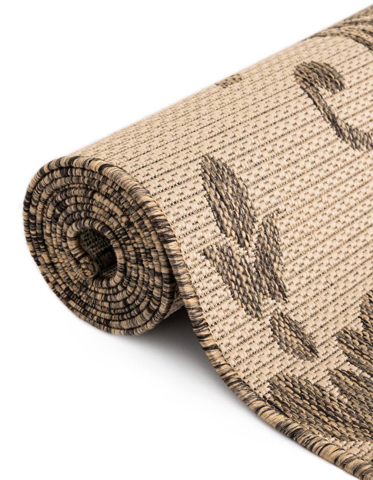 Detail image of 2' 2 x 3' Easy-Clean Botanical Indoor / Outdoor Rug