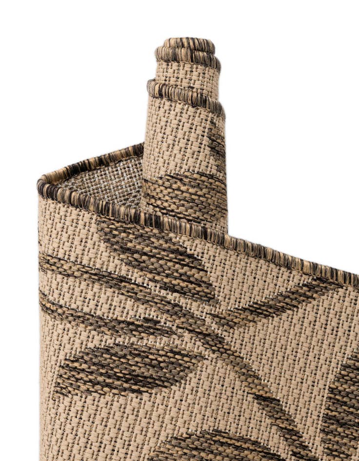 Detail image of 7' x 10'  Washable Botanical Indoor / Outdoor Rug