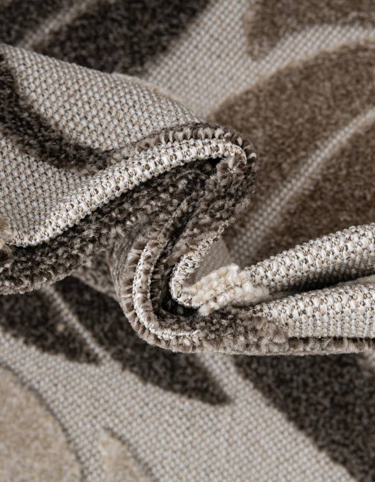Detail image of 2' x 3' Easy-Clean Botanical Indoor / Outdoor Rug