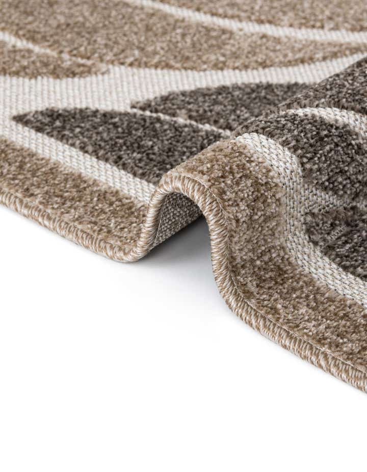 7' x 10' Easy-Clean Botanical Indoor / Outdoor Rug