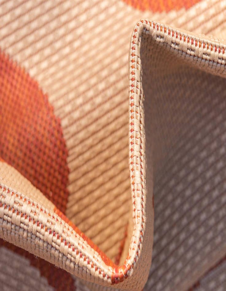 Detail image of 6' x 9'  Washable Botanical Indoor / Outdoor Rug