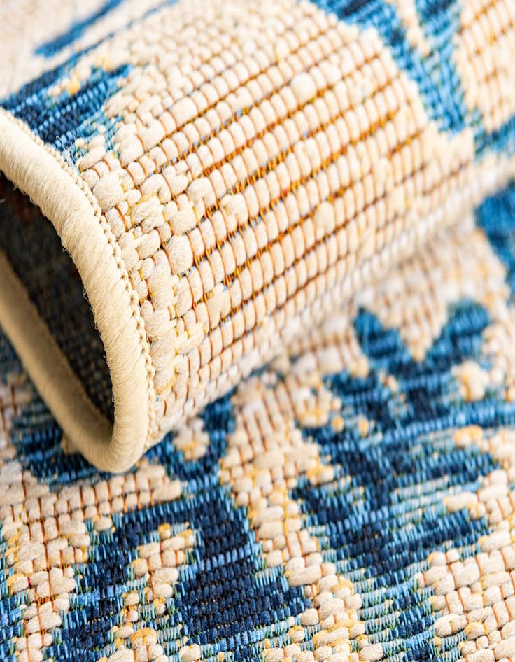 Detail image of 10' x 12' 2 Easy-Clean Botanical Indoor / Outdoor Rug