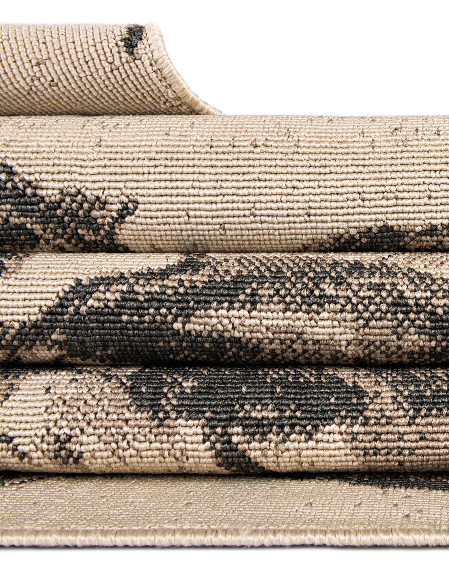 4' x 6' Easy-Clean Coastal Indoor / Outdoor Rug