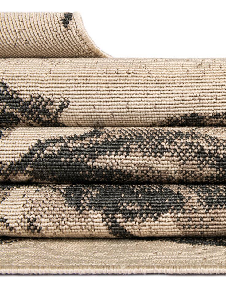 Detail image of 4' x 6' Easy-Clean Coastal Indoor / Outdoor Rug